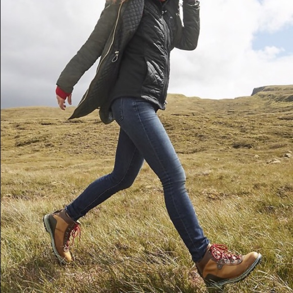 Athleta Sculptek Skinny Jean in Saphire Wash